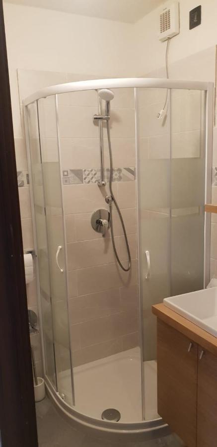 Snowflake Cir 0041 Бройл-Червиня Екстериор снимка